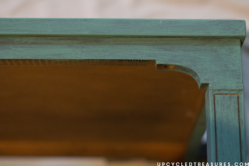Ever thought about using Chalk Paint? If so check out this examination of its uses on these Upcycled Coffee Tables! UpcycledTreasures.com