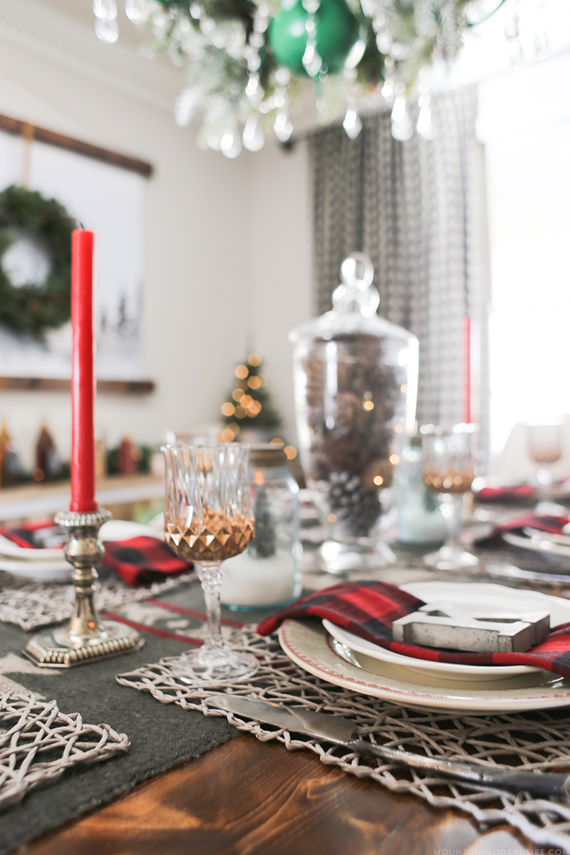 Come see how old and new are combined to create this cozy, cabin inspired Christmas tablescape. MountainModernLife.com