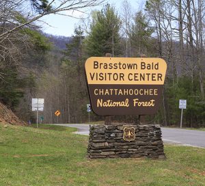 Have you visited to the highest point in Georgia? If not you should check out Brasstown Bald, the views will take your breath away. | MountainModernLife.com