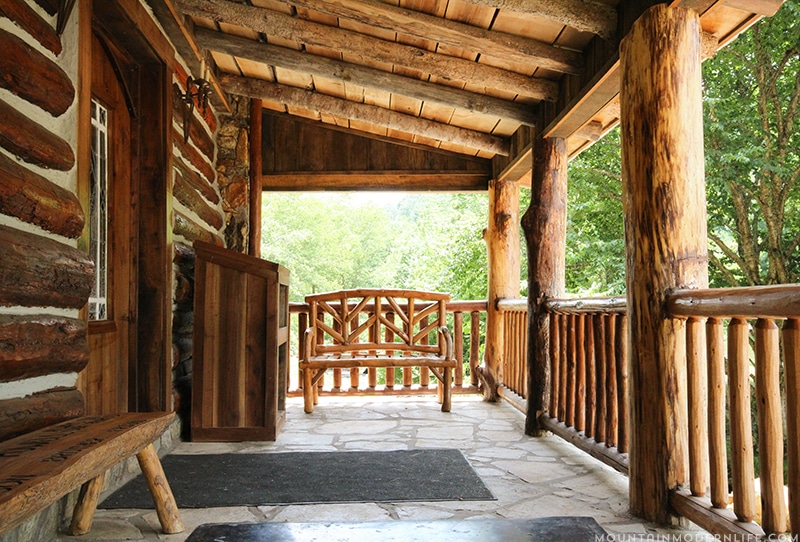 memory-mountain-cabin-wedding-vacation-rental-north-carolina-mountainmodernlife.com-08