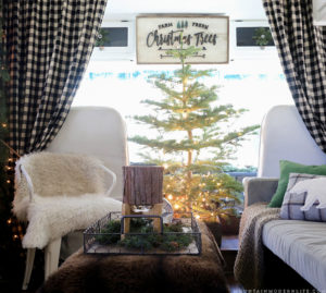 Cozy Cabin-Inspired Christmas in the Camper | MountainModernLife.com