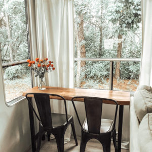 Tour this tiny home that feels more like a cozy cottage than a camper! Photos from CleverFoxMama (Instagram)
