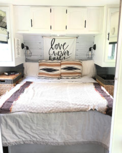 (Camper) Design Vibes Featuring ThoseByrneGirls: See how a family of 6 travels in this bohemian-inspired Camper! MountainModernLife.com