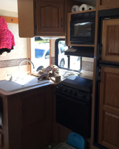 (Camper) Design Vibes Featuring ThoseByrneGirls: See how a family of 6 travels in this bohemian-inspired Camper! MountainModernLife.com