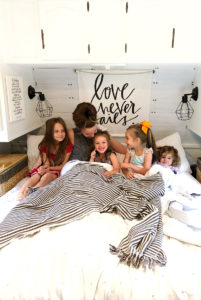 (Camper) Design Vibes Featuring ThoseByrneGirls: See how a family of 6 travels in this bohemian-inspired Camper! MountainModernLife.com