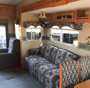 (Camper) Design Vibes: See how RVFixerUpper transforms drab campers into stylish tiny homes! MountainModernLife.com