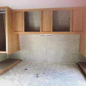 (Camper) Design Vibes Featuring LovetheTinyLife -See how a family of 3 lives in this renovated travel trailer!