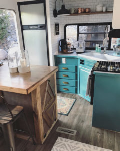 Tour this modern and eclectic camper from @OurTinyAbode!