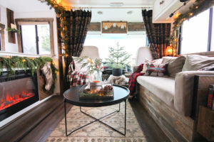 See how these tiny home dwellers decorated for the holidays in this cozy RV Christmas Tour #mycamperchristmas #RVtour