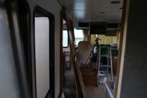 Come see how an outdated RV was transformed into a Mountain Modern Motorhome! #RVremodel #RVrenovation #camperremodel #camperrenovation #campermakeover #RVmakeover #mountainmodernlife #rusticmodern #mountainmodern #tinyhome #beforeafter