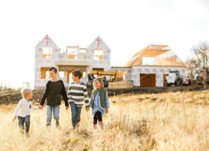 Tour this kid-friendly modern rustic camper created by a husband and wife design team, @Joinery&DesignCo! Featured on MountainModernLife.com #camperreno #campermakeover #camperremodel #tinyhometour #modernrustic