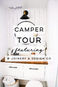 Tour this kid-friendly modern rustic camper remodel from @Joinery&DesignCo! #camperreno #campermakeover #camperremodel #tinyhometour #modernrustic