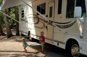 Tour this modern yet cozy renovated RV filled with lots of white, shiplap, and warm wood tones from @WilsonGrandAdventures! Featured on MountainModernLife.com