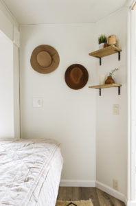 This RV remodel from JoyfullyGrowing will leave you speechless! See the before and after on MountainModernLife.com