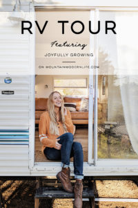 This RV remodel from JoyfullyGrowing will leave you speechless! See the before and after on MountainModernLife.com