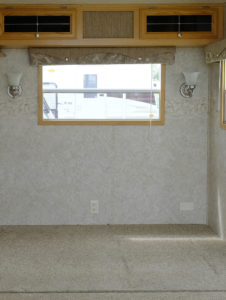 This RV remodel from JoyfullyGrowing will leave you speechless! See the before and after on MountainModernLife.com
