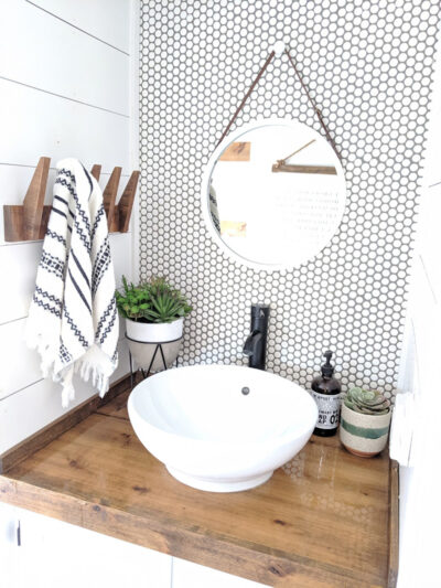 modern camper bathroom