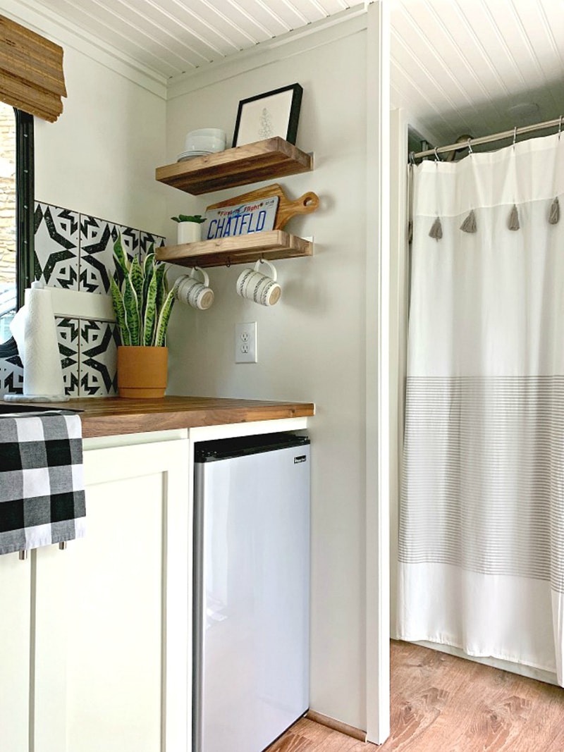 This may be the most stylish cargo trailer conversion you’ve ever seen! Come see how @ChatfieldCourt transformed an empty shell into a modern tiny home on wheels! Featured on MountainModernLife.com