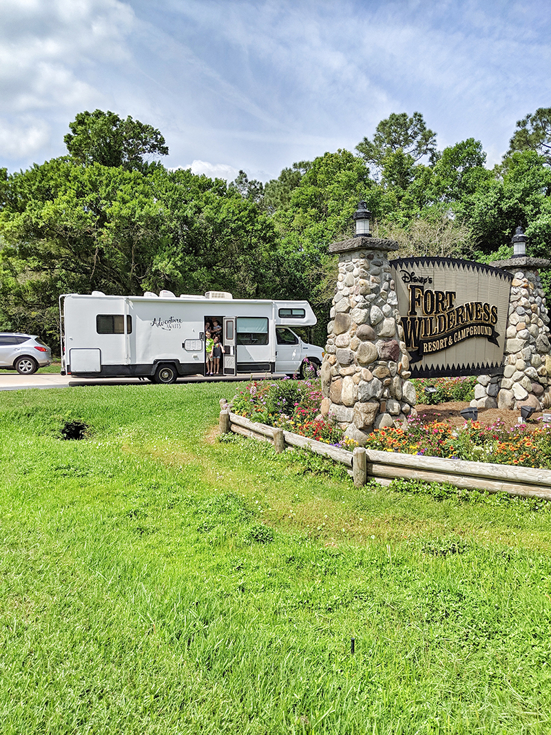 Family takes renovated RV to Disneyworld