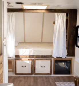 vintage inspired camper renovation