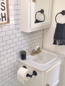 farmhouse camper bathroom ideas