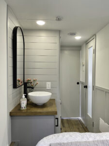 Thor Jazz bathroom