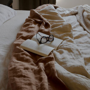 linen bedding