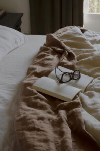 natural and cinnamon linen bedding